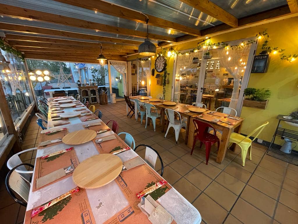 Fotografia do interior do restaurente